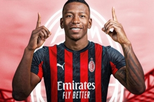 华体会官方网站-厄瓜多尔前主帅：埃斯图皮尼安能在米兰取得成功，让人们忘记特奥