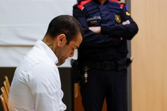 华体会平台-阿尔维斯强奸案只判4年半 但他要上诉 称自己无辜