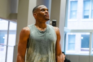 华体会官方网站-为下一站做准备！威少更新社媒 转发一组今日的训练照